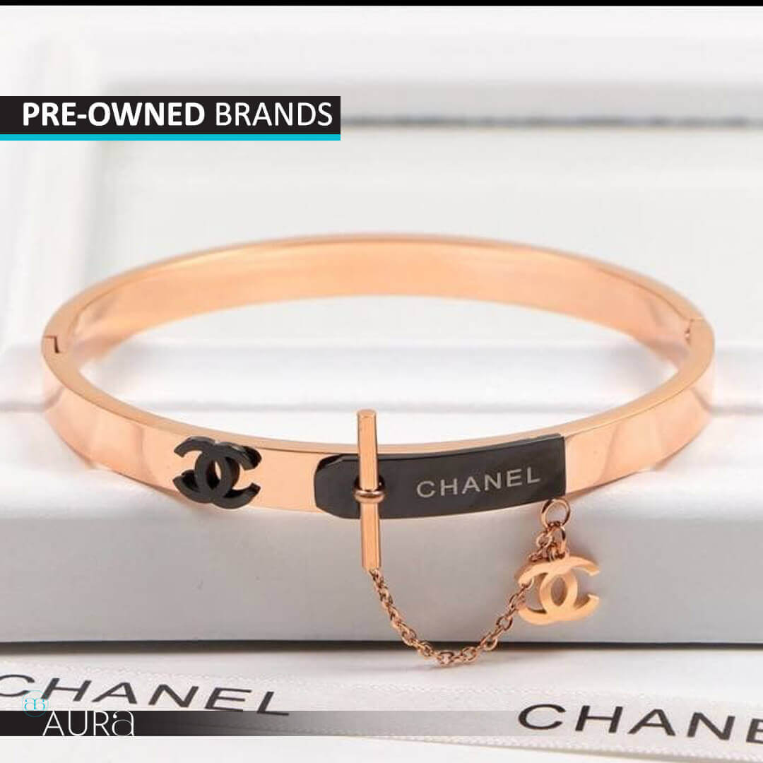 Pre-owned Chanel Bracelet - Timeless Chic