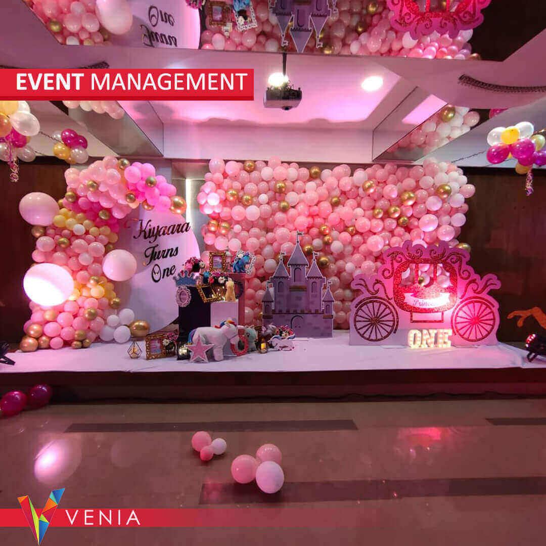 Full-Service Event Management - Decoration & Entertainment